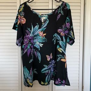 Brand new, lightweight top from Soma!